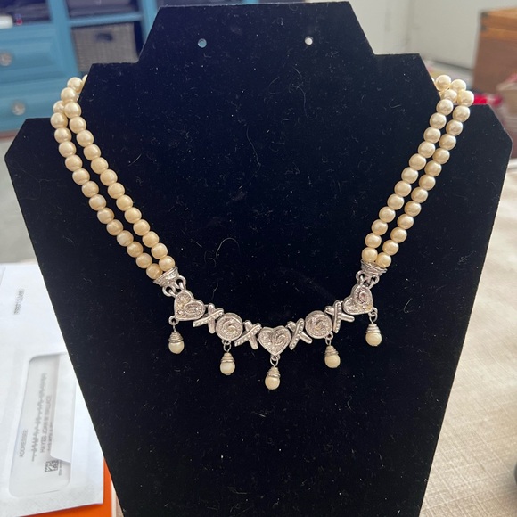Elegant Pearl and Silver Necklace Y2K. Front and back pics. - Picture 7 of 9